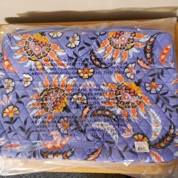 Vera Bradley Mural Garden Laptop Workstation Crossbody Bag - Picture 4 of 4